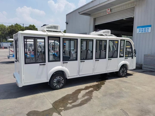 elektrobus 17 míst.jpg